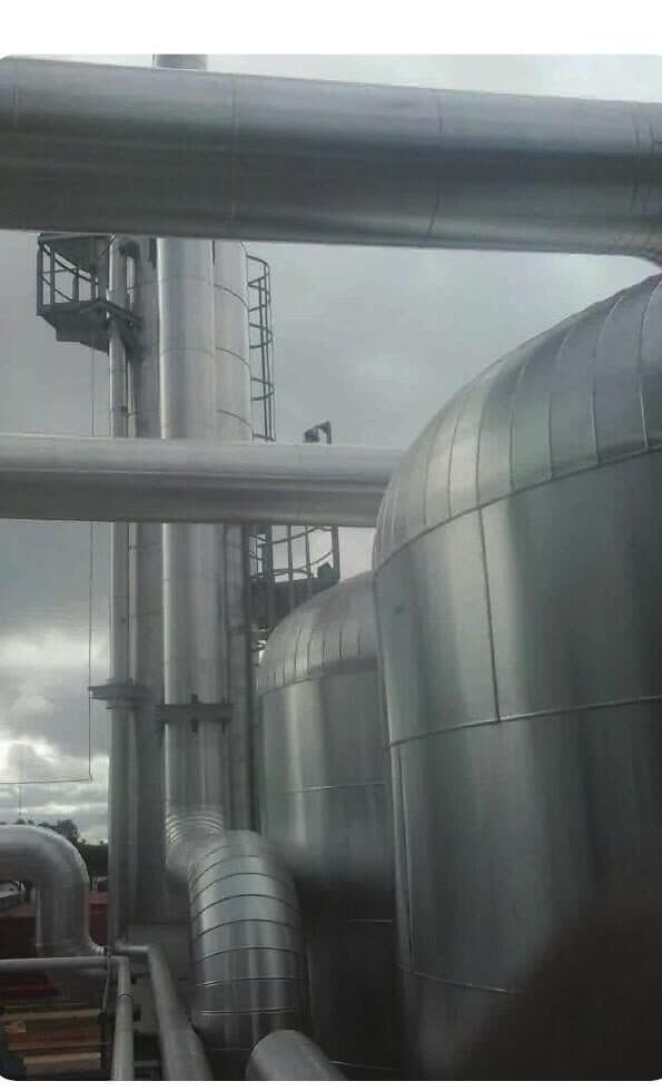 Isolamento térmico em tubulações industriais