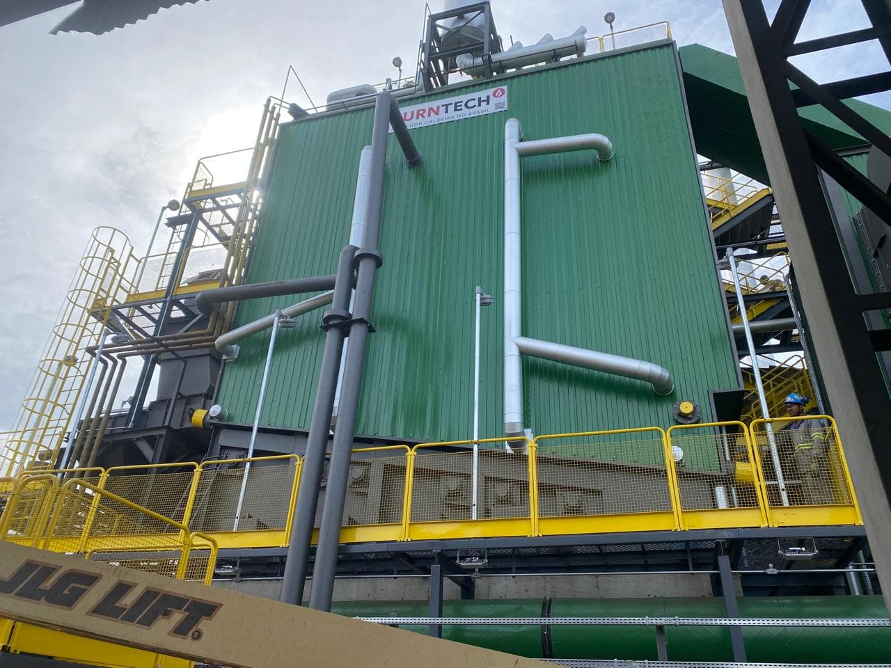 Caldeira Burntech com chapas de isolamento térmico